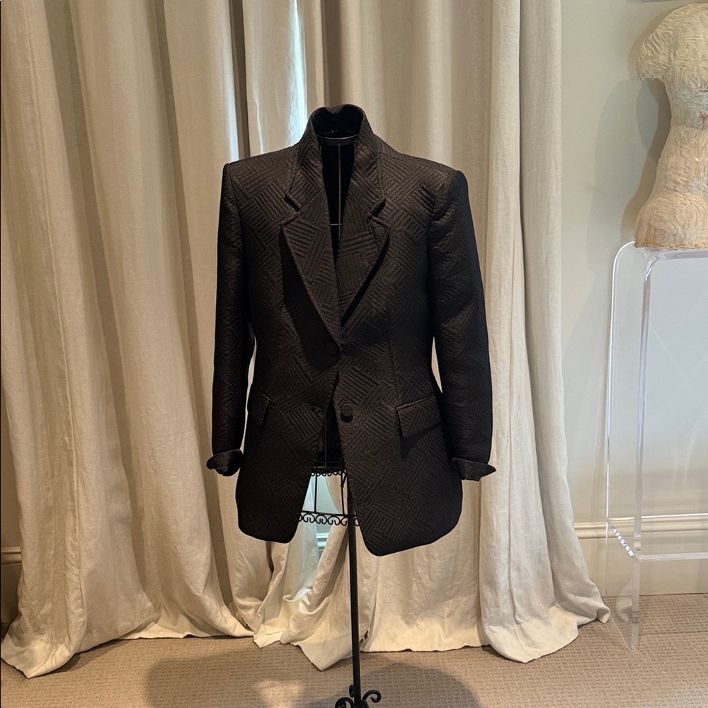 Zara Black Textured Women's tuxedo